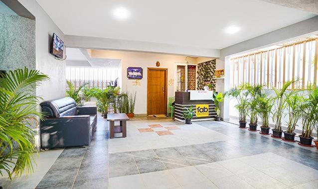 Hotel Sunroof Suites Bangalore Esterno foto